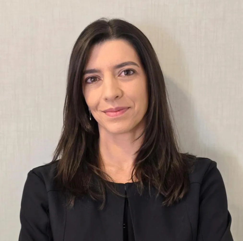 Dra. Fernanda Burle dos Santos Guimarães